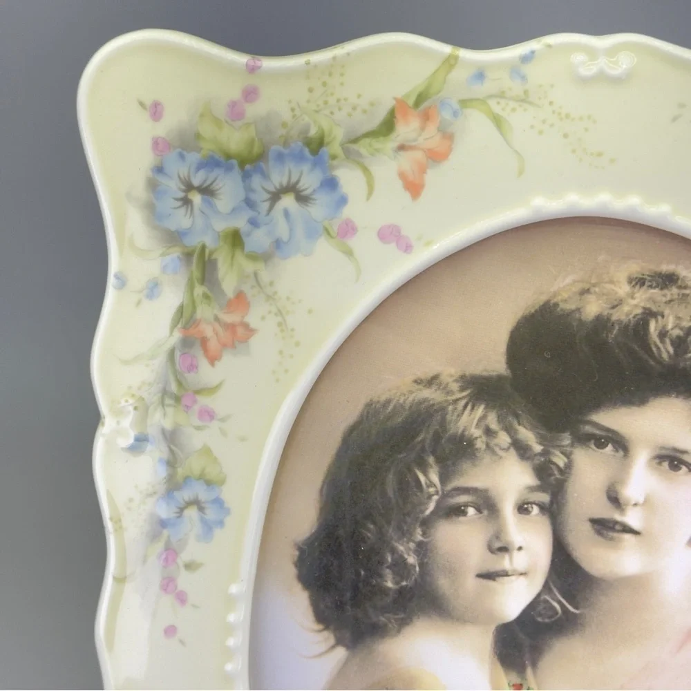 Vintage Cream and Blue Picture Frame with Floral Accents